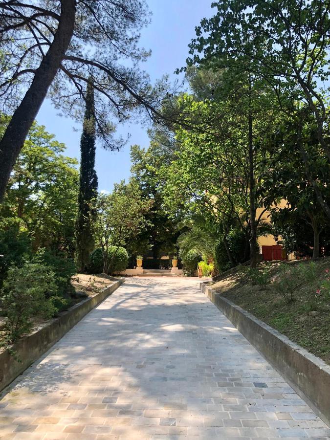 B&B Villa Roumanille 엑상프로방스 외부 사진